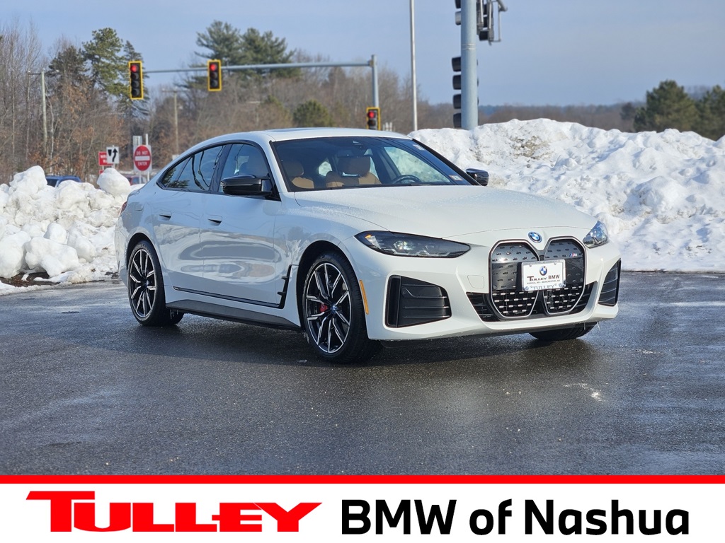 2023 BMW i4 M50's photo