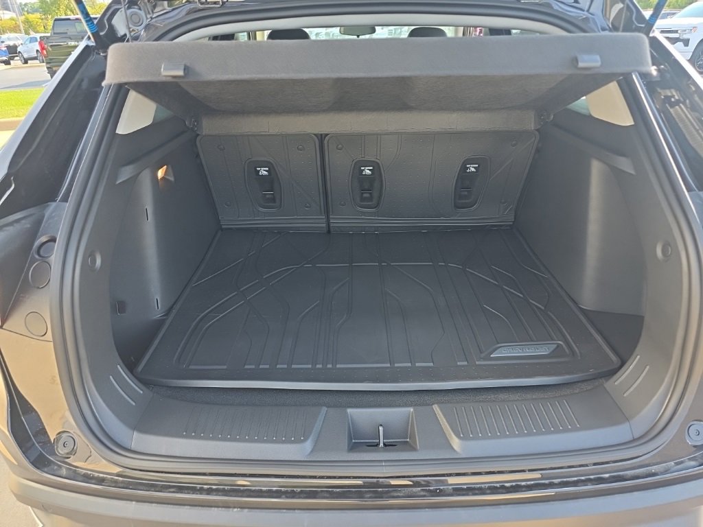 2026 Chevrolet Trax LT photo 17