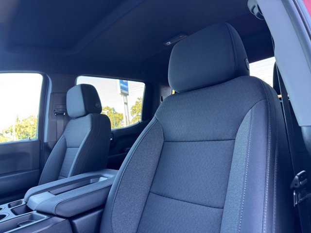 2025 Chevrolet Silverado 1500 Custom photo 12