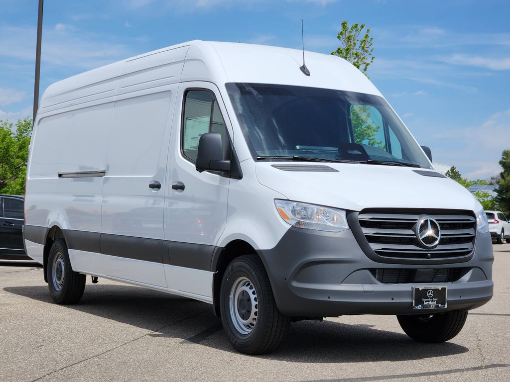 2025 Mercedes-Benz Sprinter Cargo Van Base's photo