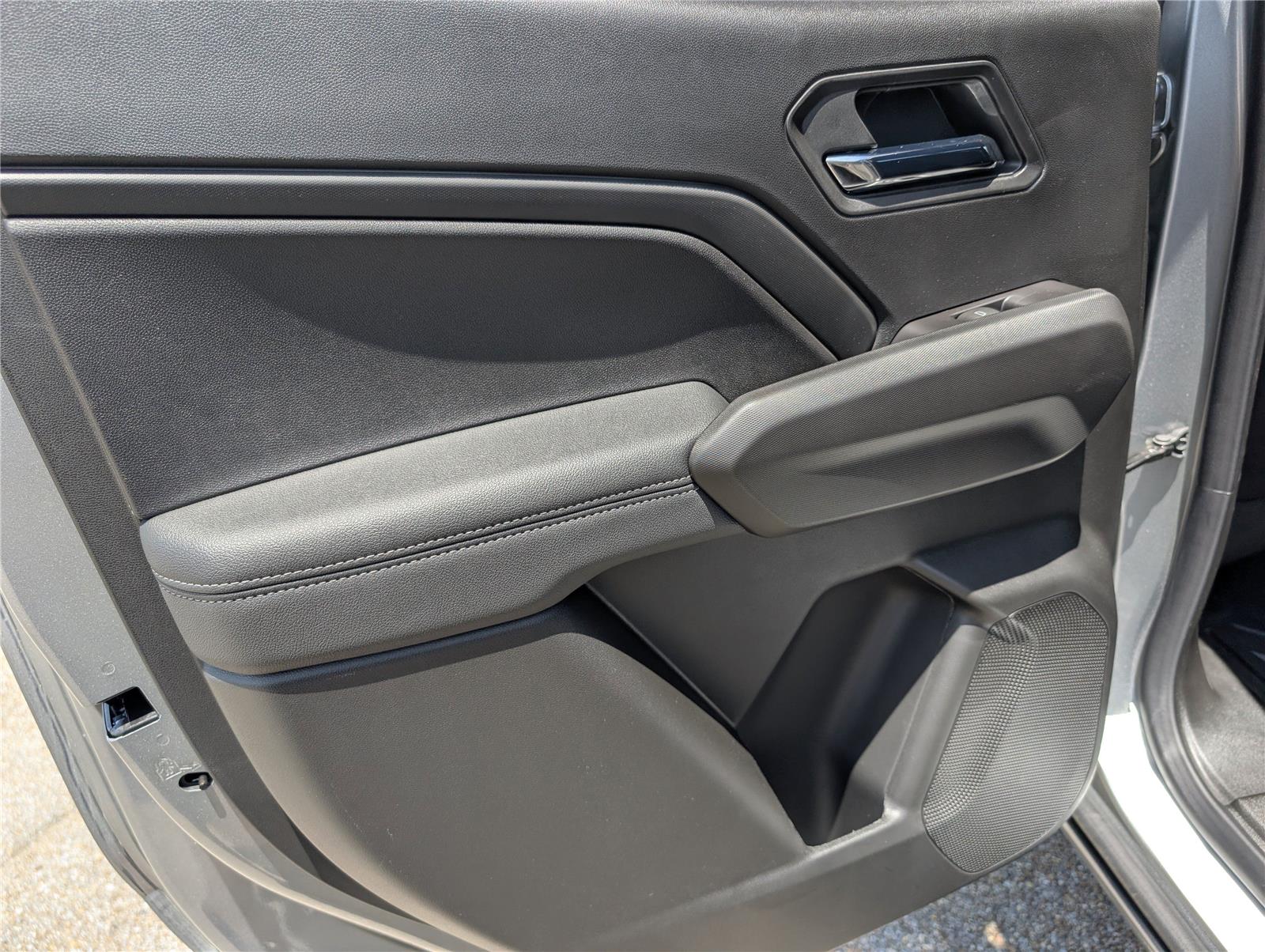 2025 Gmc Canyon Elevation photo 32