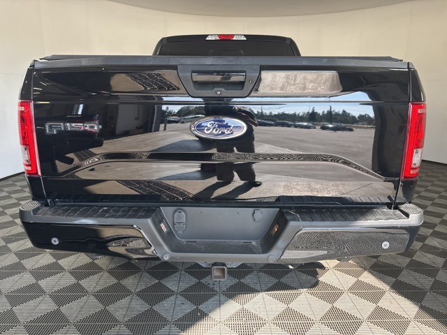 2016 Ford F-150 XLT photo 21