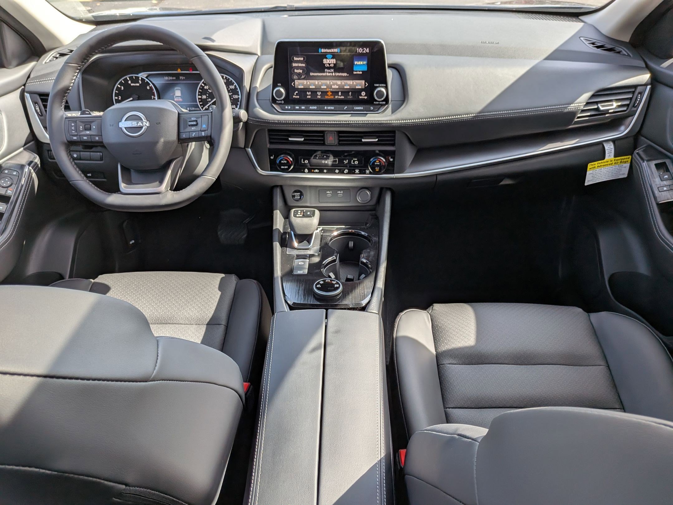 2026 Nissan Rogue SV photo 20