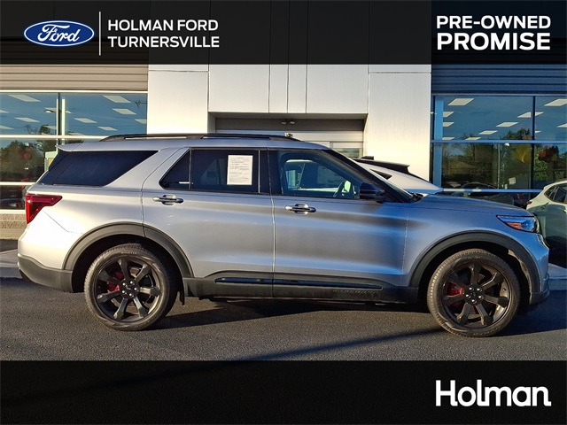 2023 Ford Explorer ST's photo