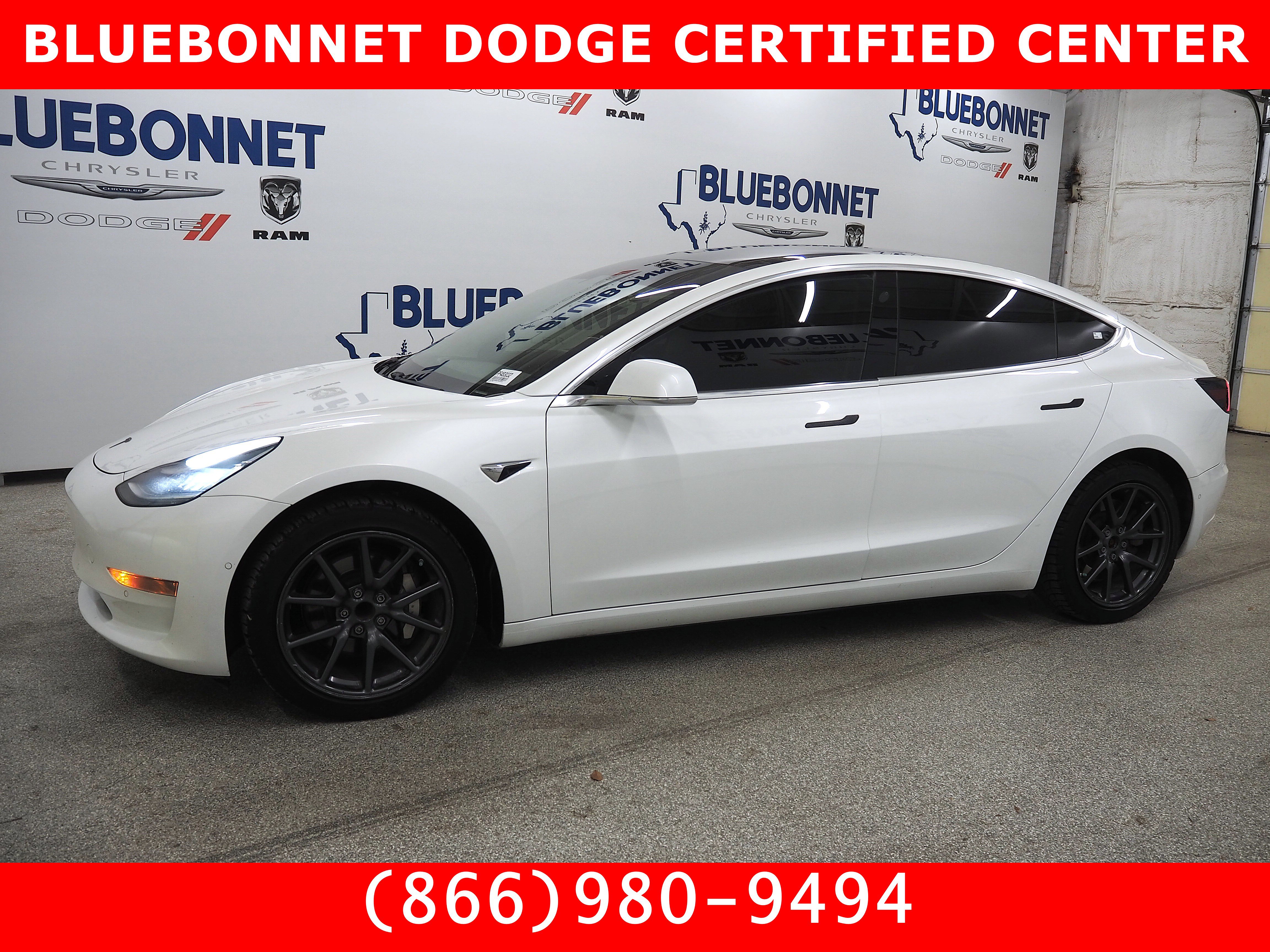 2019 Tesla Model 3 Base's photo