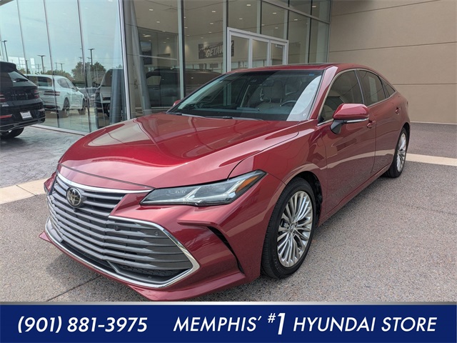 Used 2019  Toyota  image 1