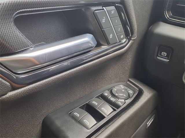2024 Gmc Sierra HD AT4 photo 14