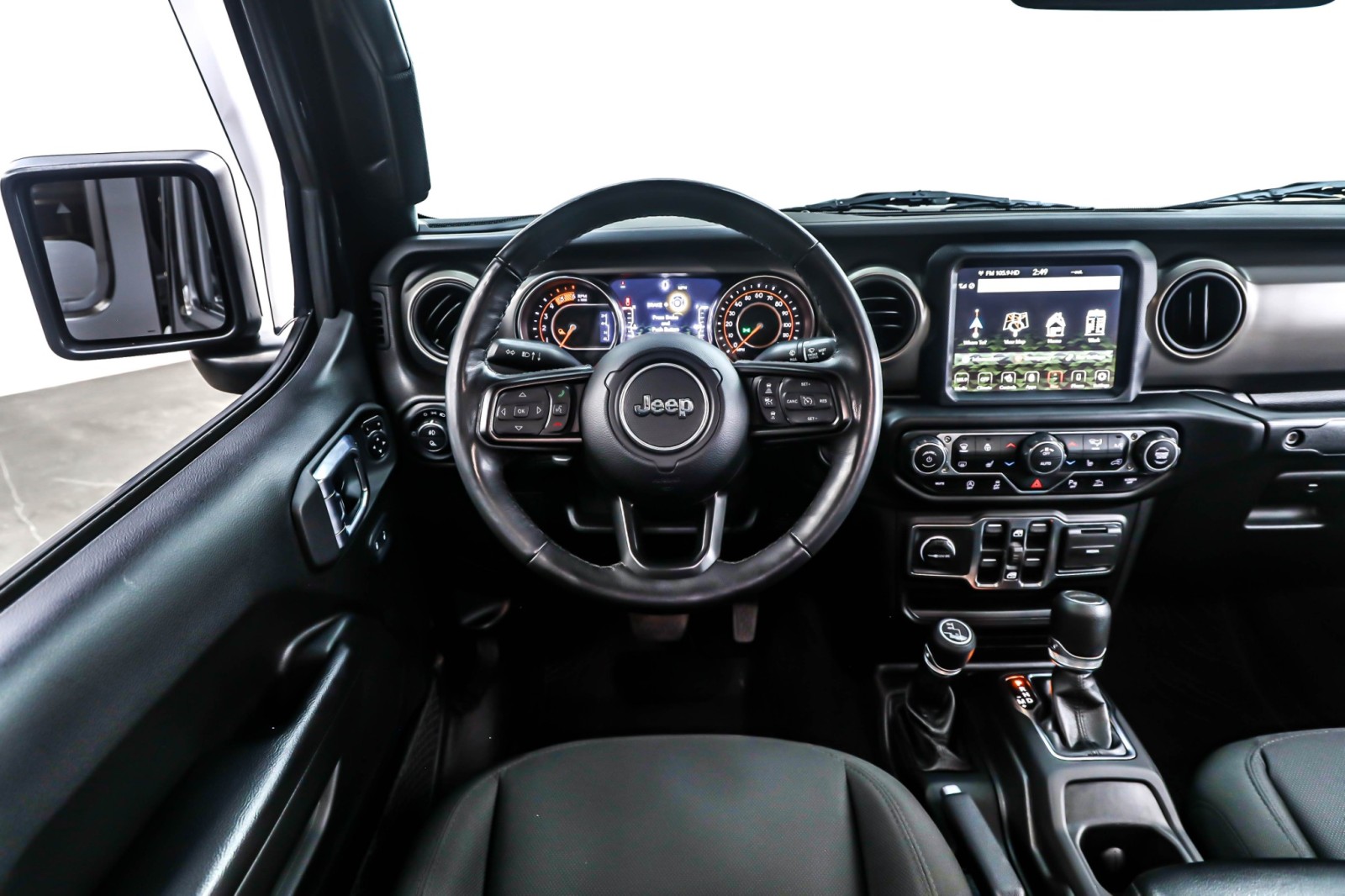 2021 Jeep Gladiator Willys photo 4