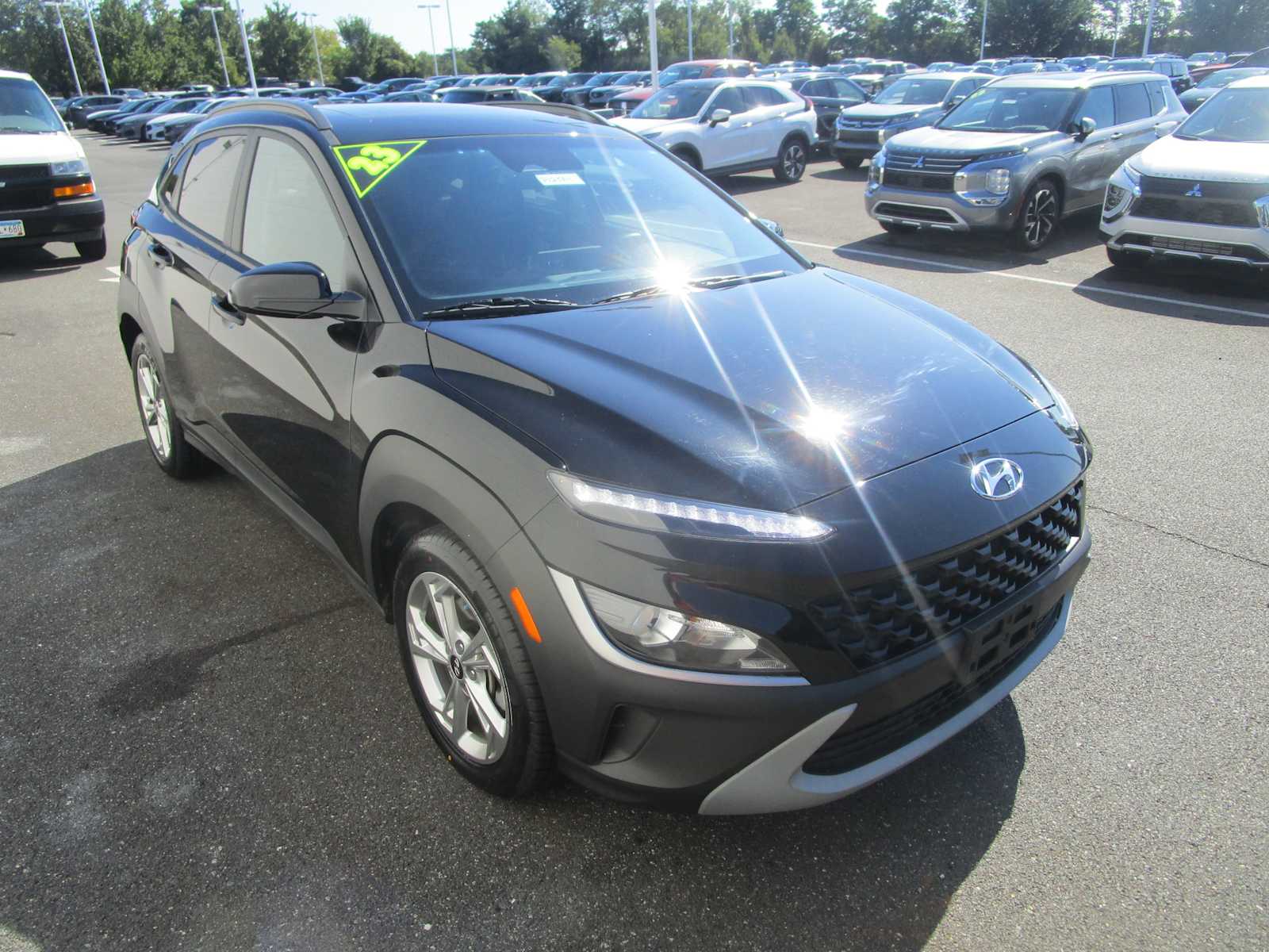 2023 Hyundai Kona SEL photo 3