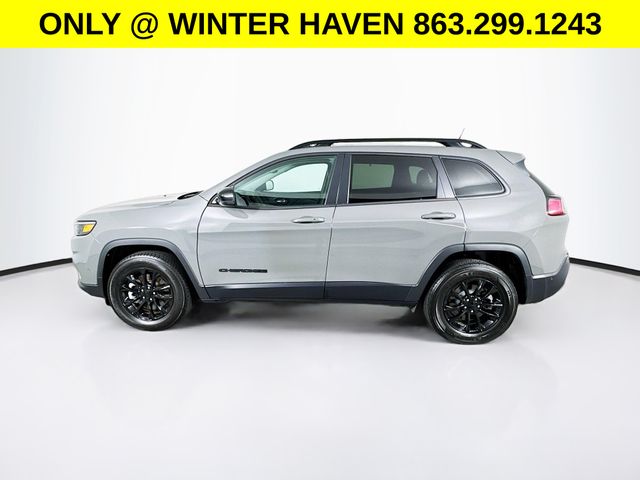 2023 Jeep Cherokee Altitude photo 3