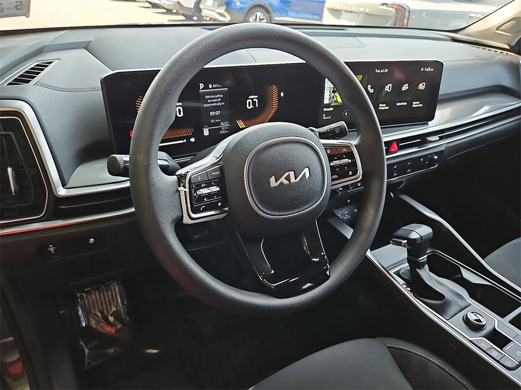 2025 Kia Sorento LX photo 24