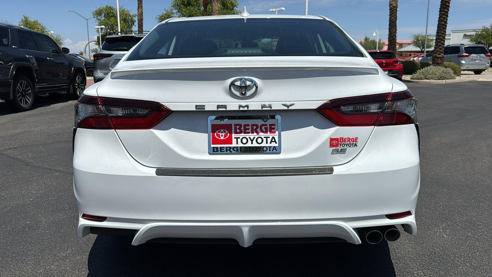 2023 Toyota Camry SE photo 6