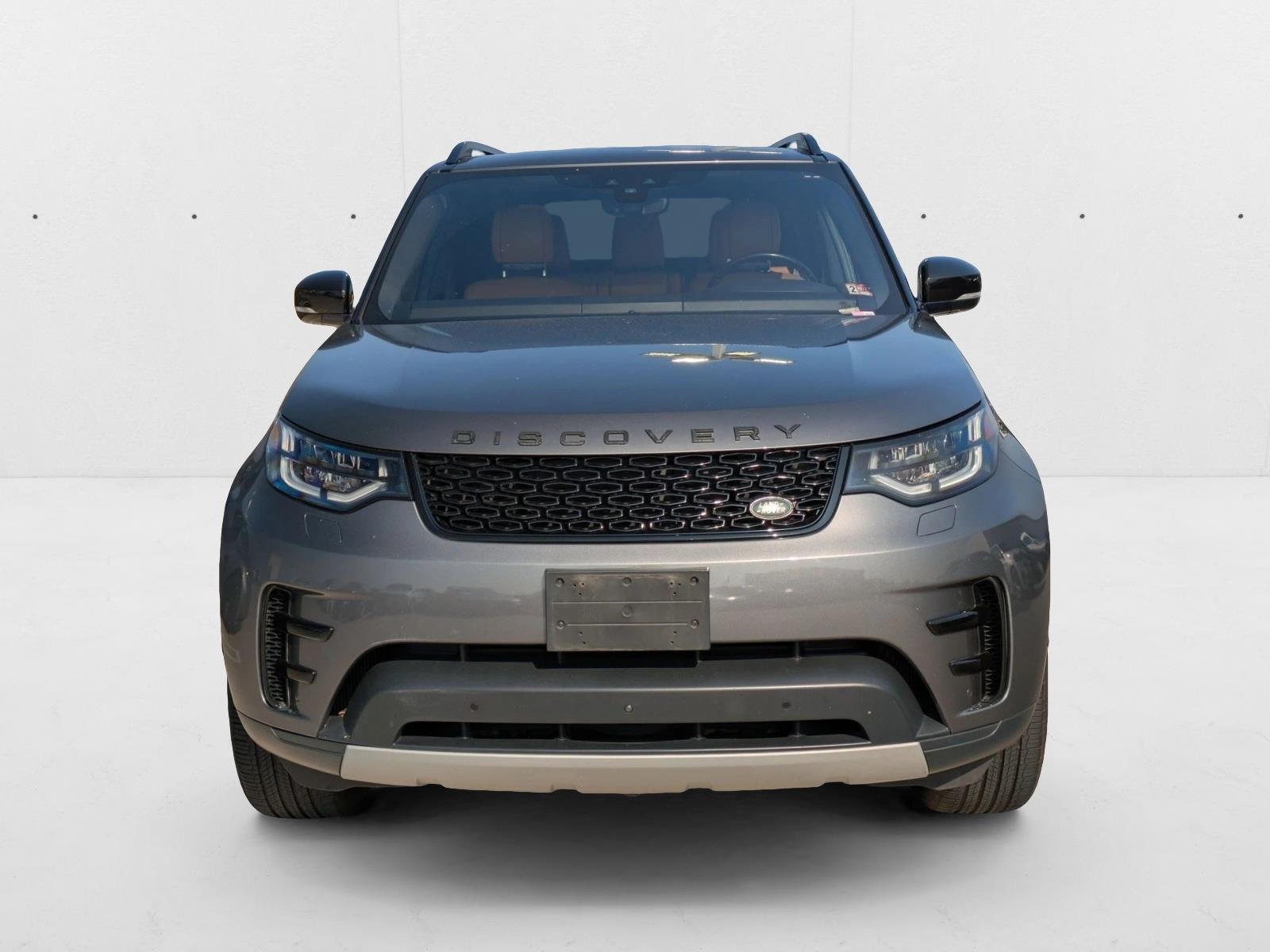 2018 Land Rover Discovery HSE photo 2