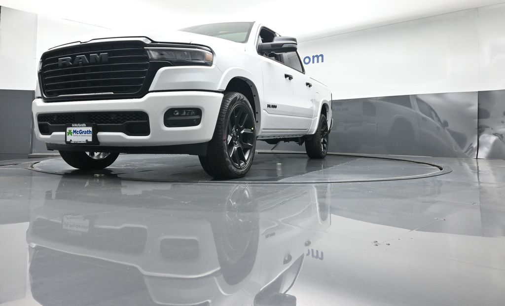 2026 Ram 1500 Laramie photo 4