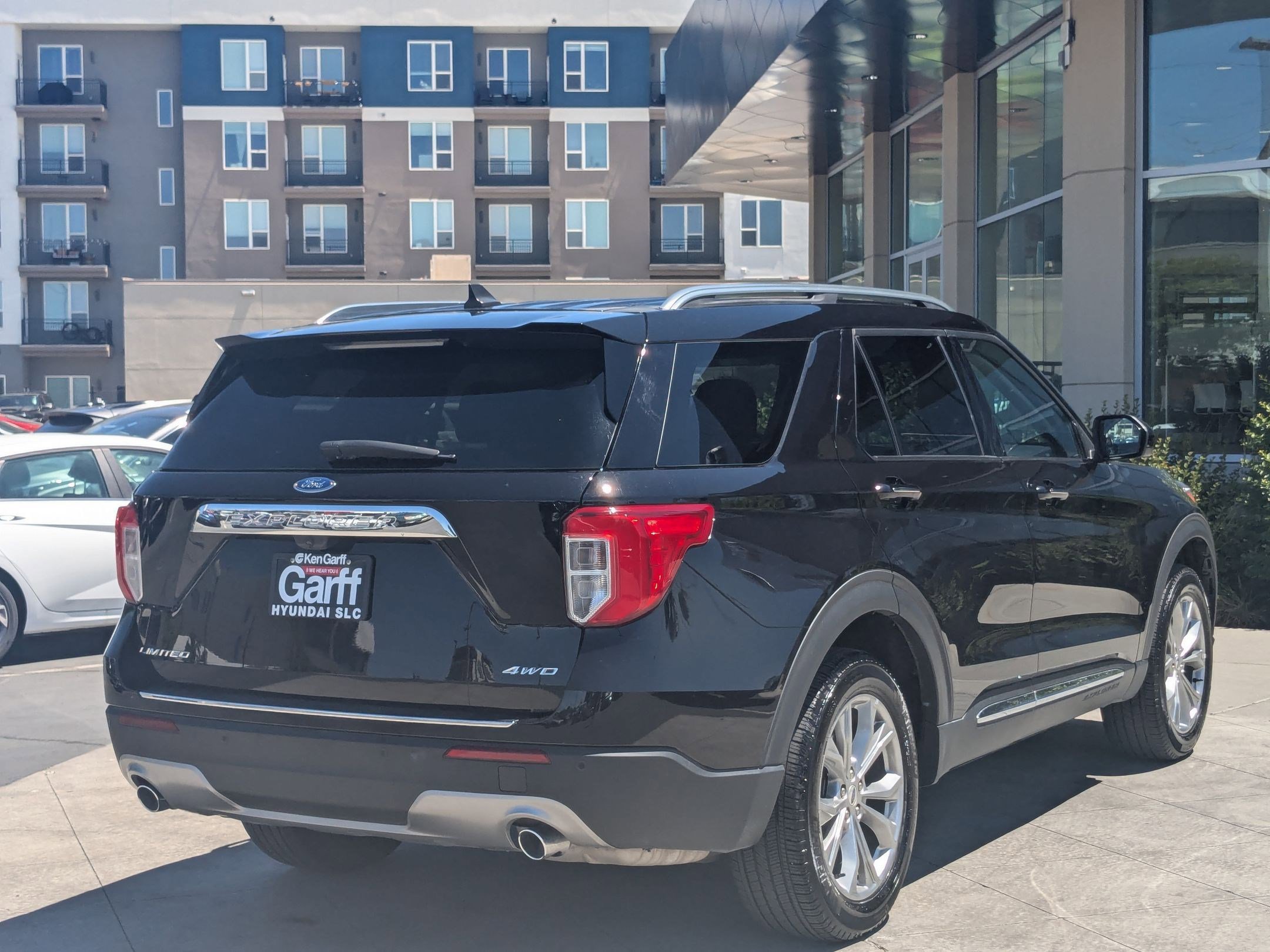 2024 Ford Explorer Limited photo 3