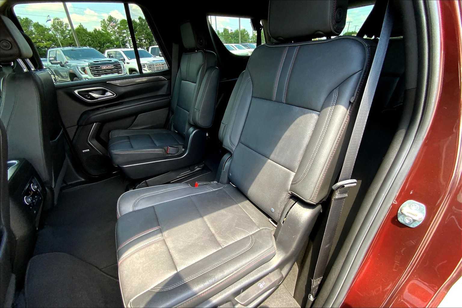 2022 Chevrolet Tahoe RST photo 19