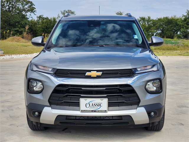2023 Chevrolet Trailblazer LT photo 2