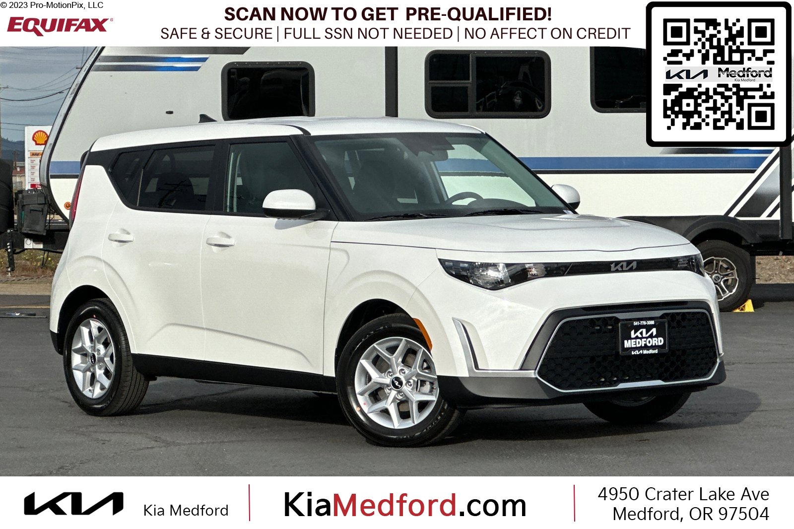 2025 Kia Soul LX's photo