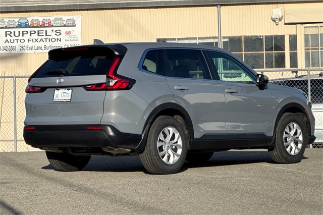 2025 Honda CR-V LX photo 5