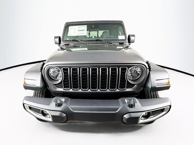 2025 Jeep Gladiator Sport S photo 2