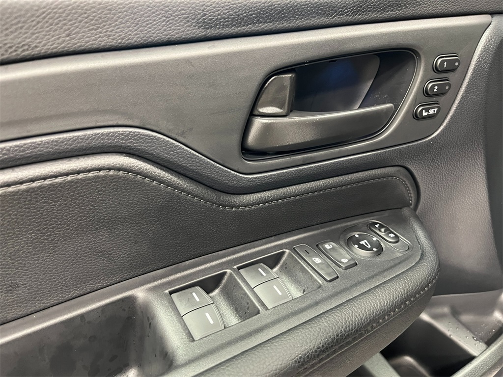 2026 Honda Odyssey EX-L photo 10