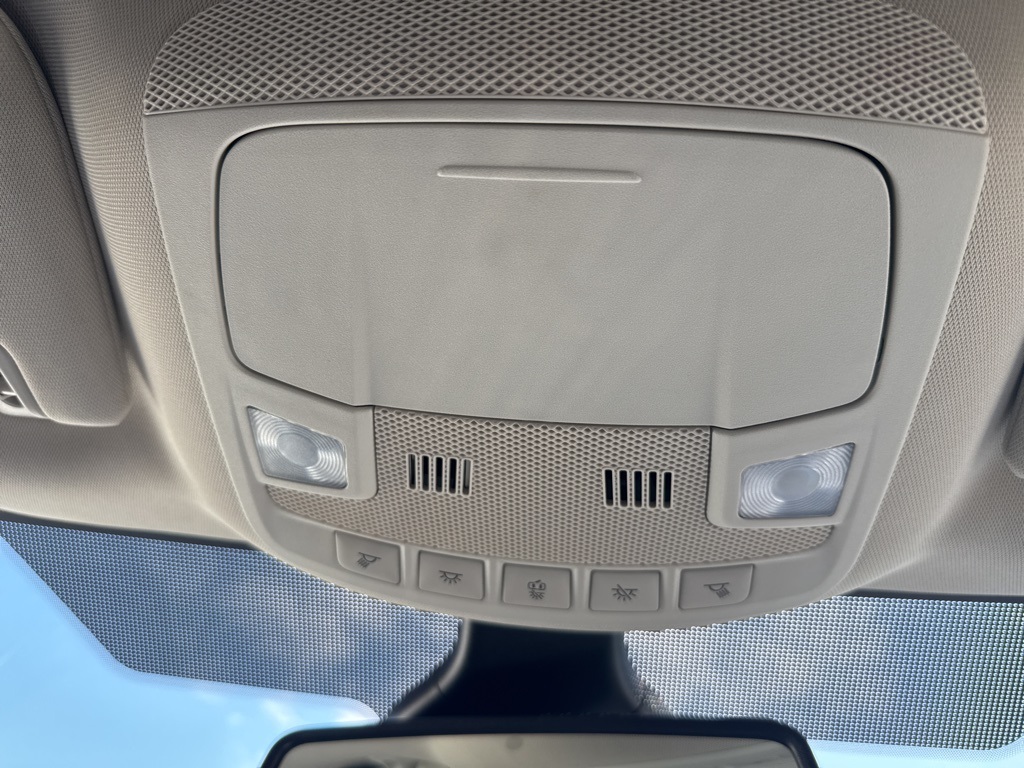 2024 Ford Edge Titanium photo 31