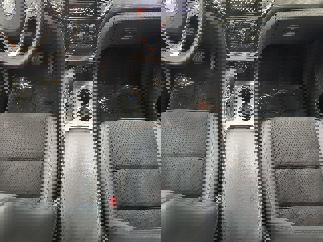 2020 Jeep Grand Cherokee Altitude photo 26