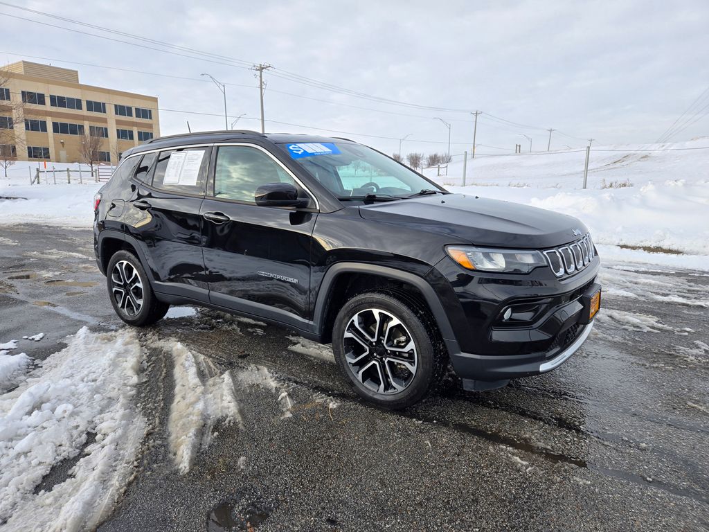 2022 Jeep Compass Limited's photo