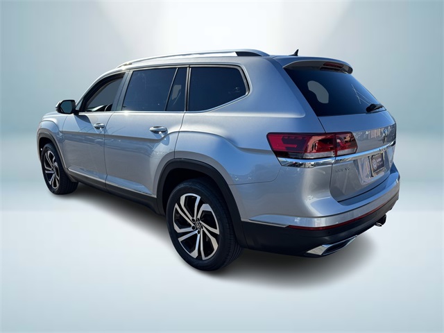 2023 Volkswagen Atlas SEL photo 4