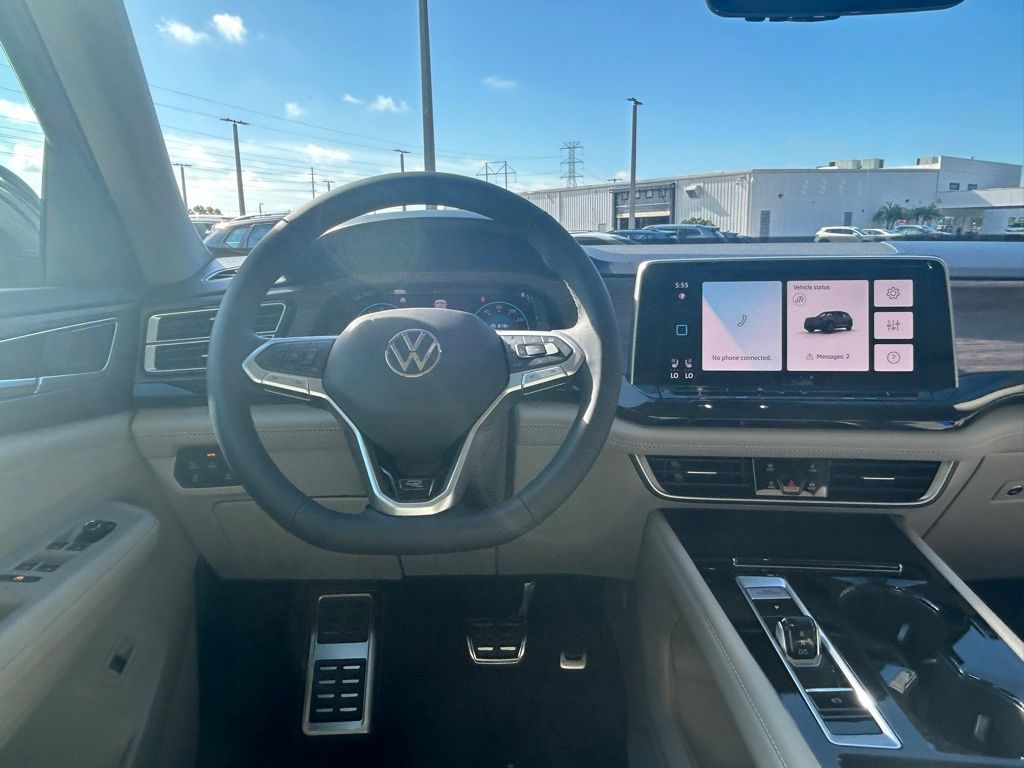 2026 Volkswagen Atlas SEL Premium R-Line photo 43