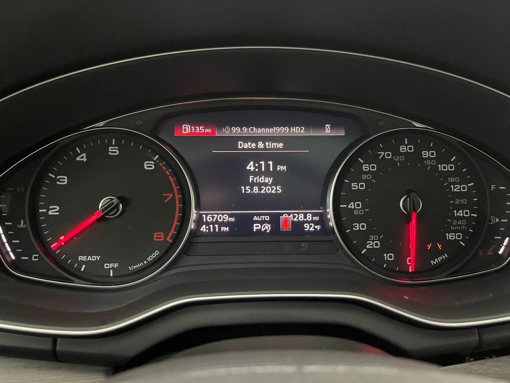 2022 Audi Q5 45 S line Premium photo 3