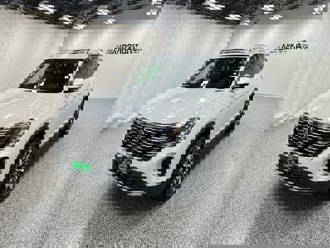 2026 Volkswagen Atlas SEL photo 3