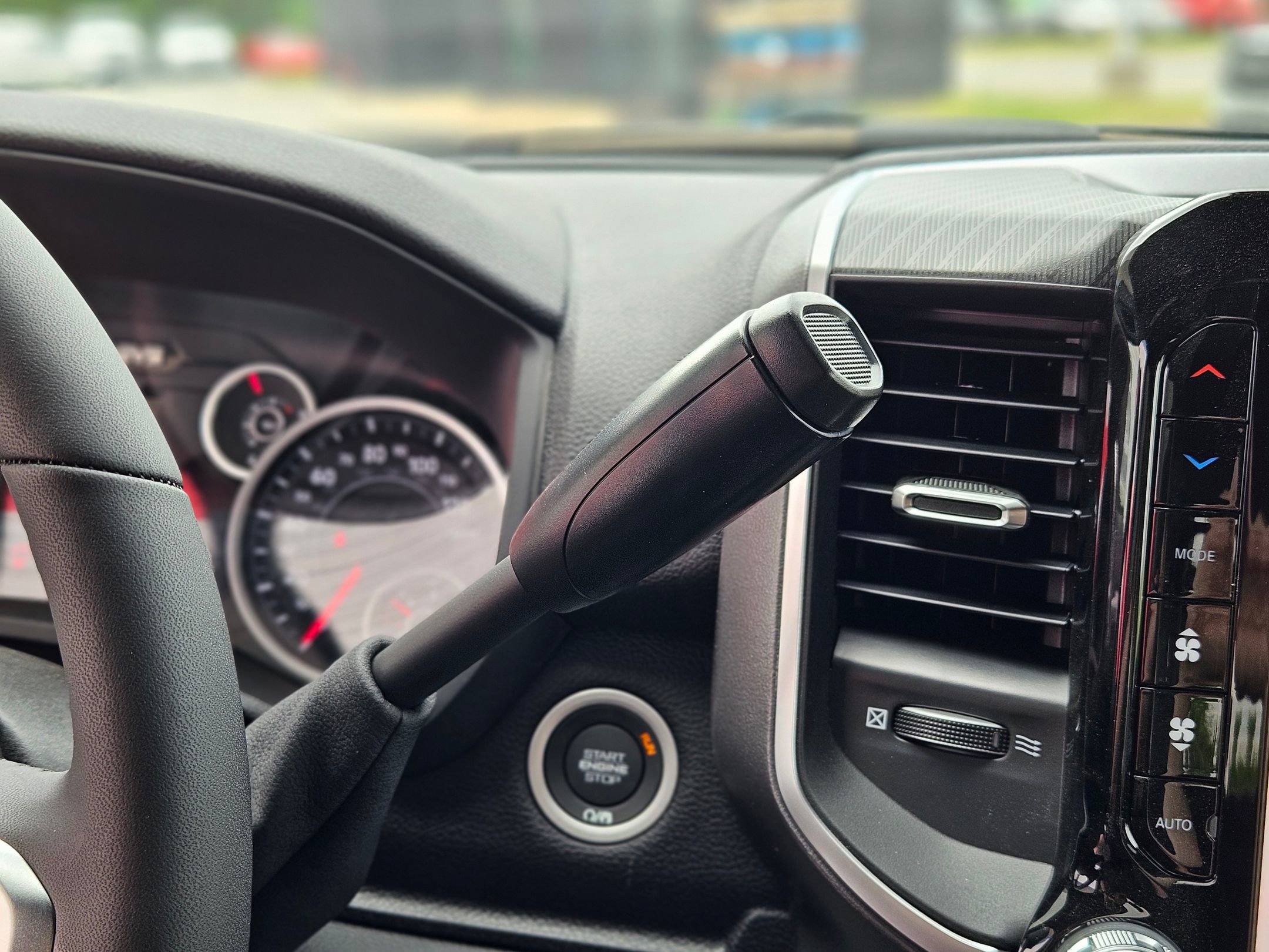 2025 Ram 2500 Big Horn photo 18