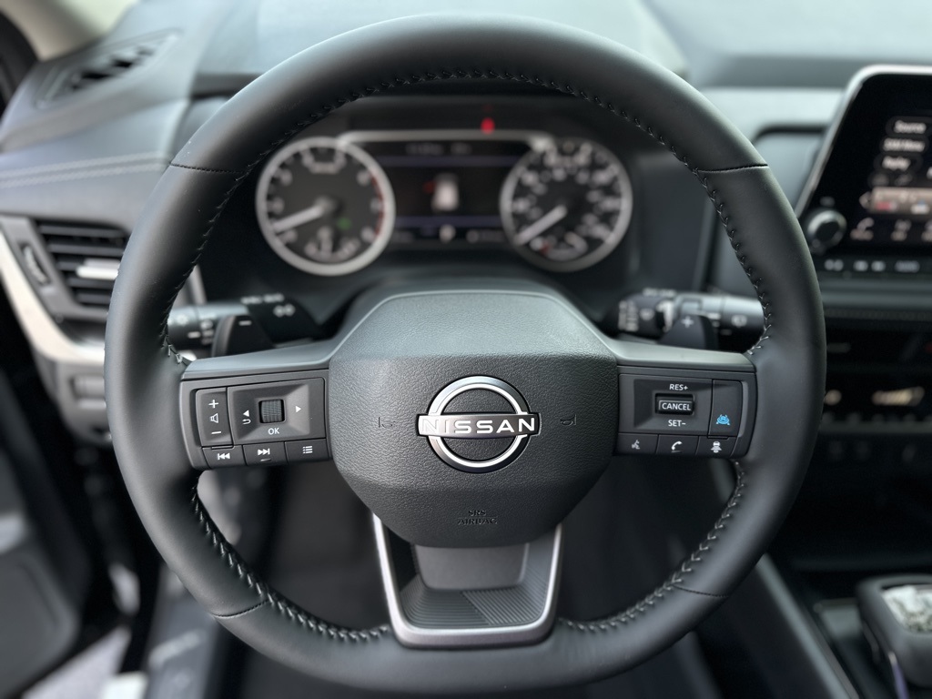 2026 Nissan Rogue SV photo 24