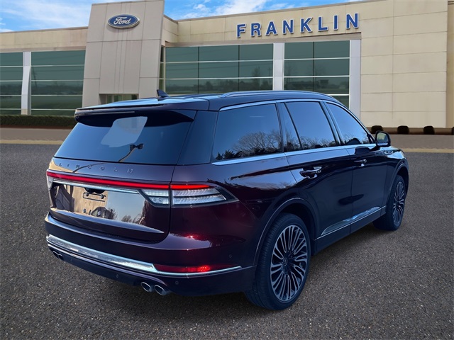 2020 Lincoln Aviator Black Label photo 4