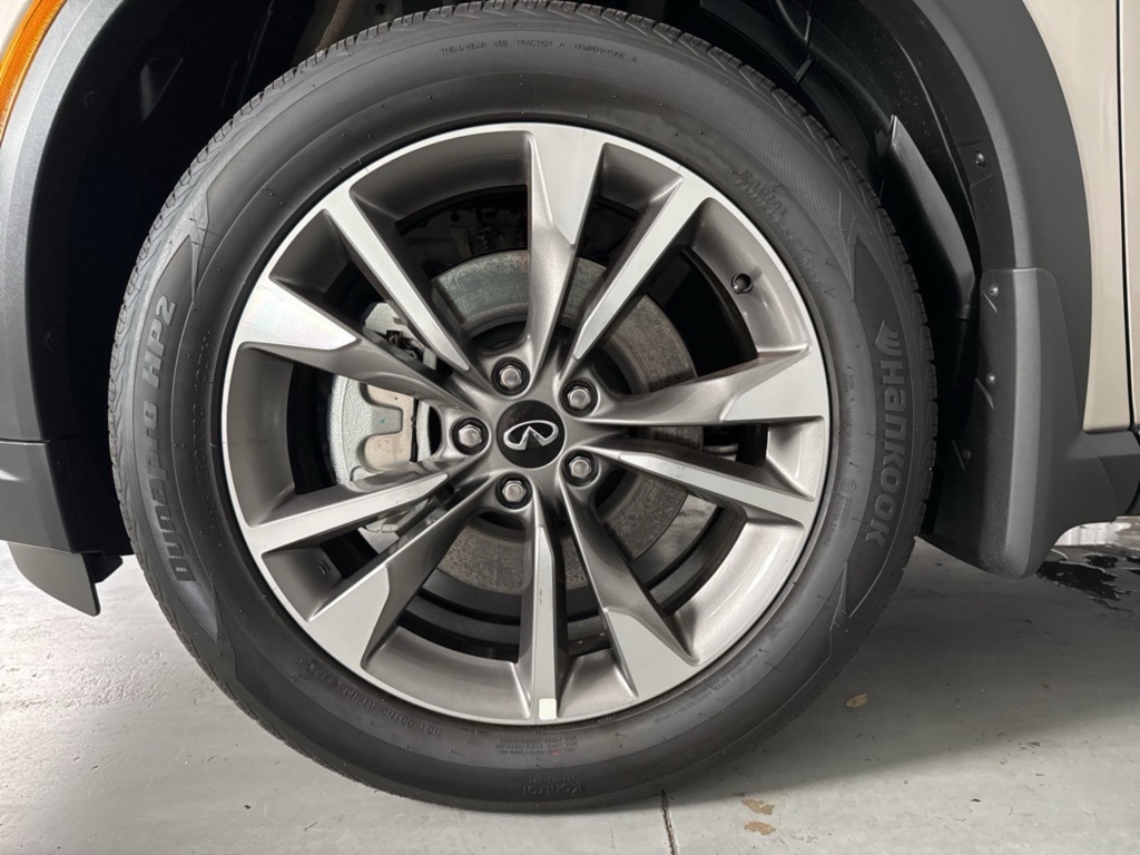 2025 Infiniti QX60 Luxe photo 5