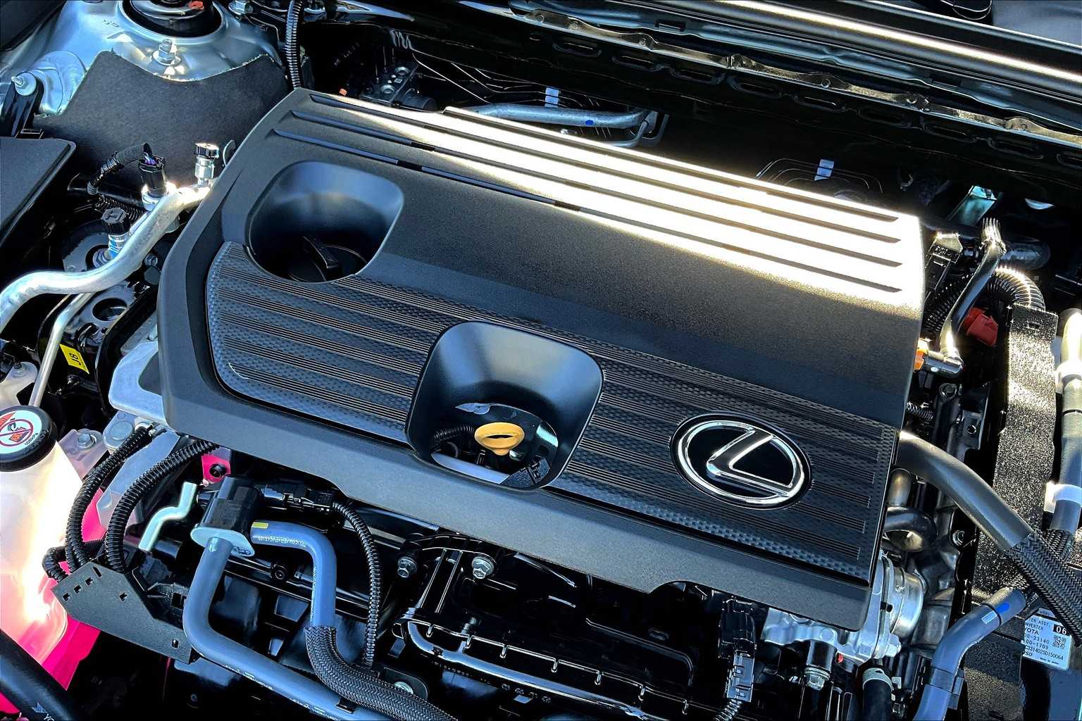 2025 Lexus ES 300h photo 29