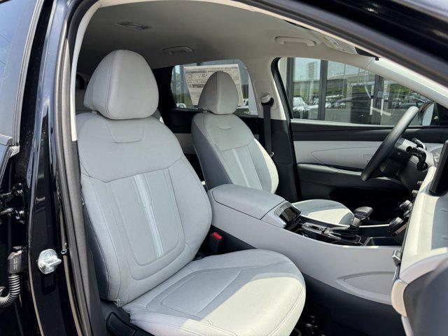 2025 Hyundai Tucson SEL photo 18