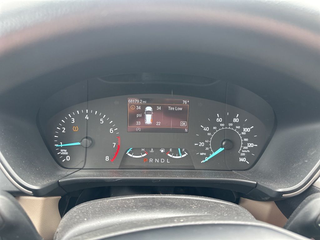 2022 Ford Escape SE photo 4
