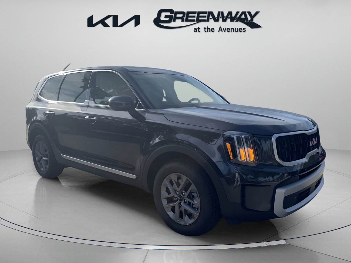 2025 Kia Telluride LX's photo
