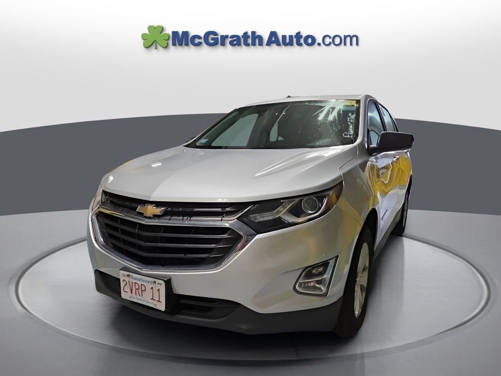 2019 Chevrolet Equinox LS photo 2