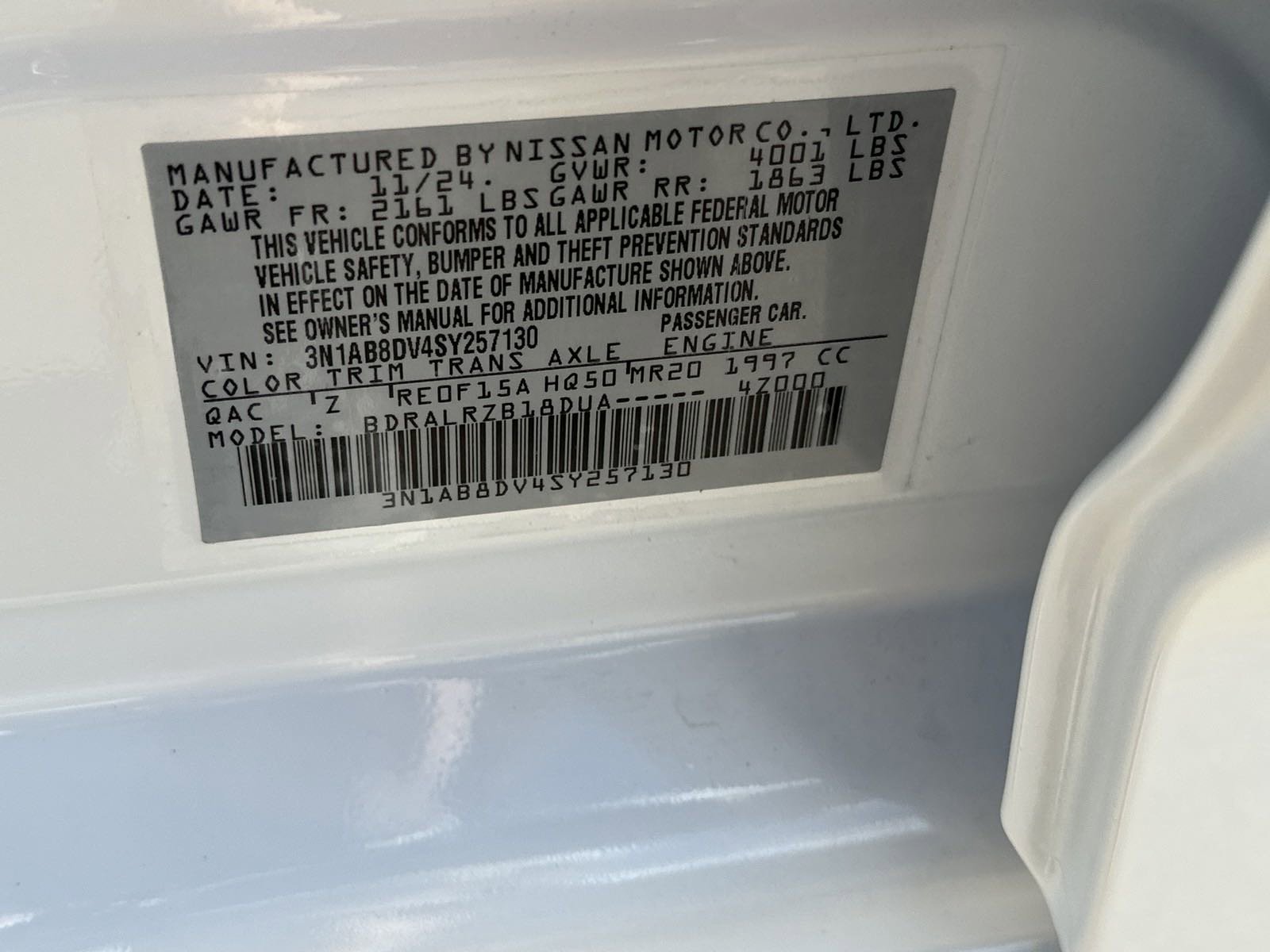 2025 Nissan Sentra SR photo 32
