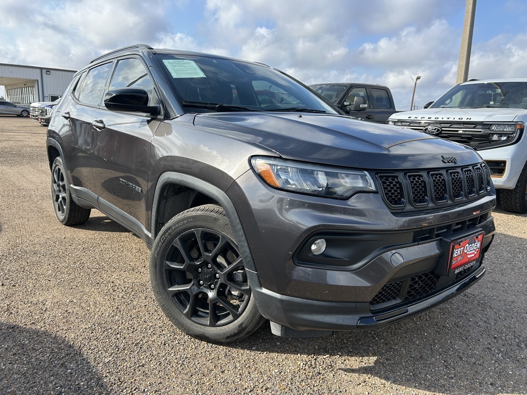 2023 Jeep Compass Altitude