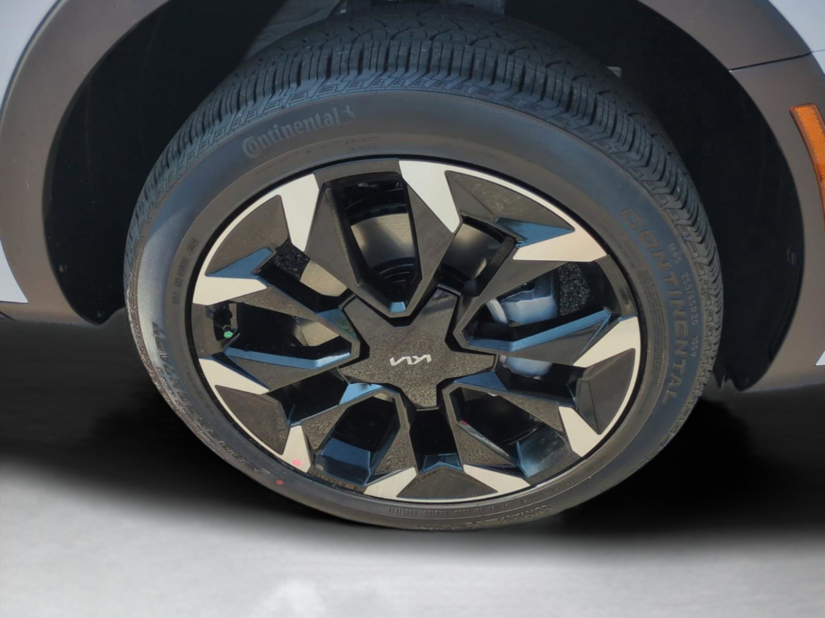 2025 Kia Sorento EX photo 31