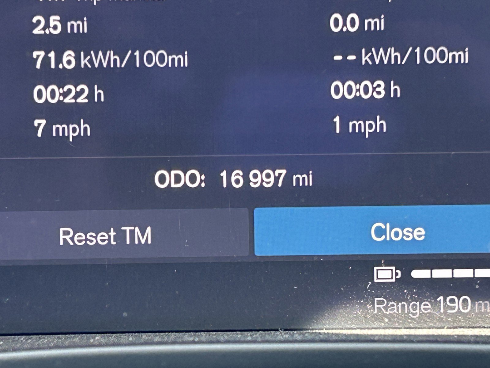 2023 Volvo C40 Recharge Ultimate photo 21
