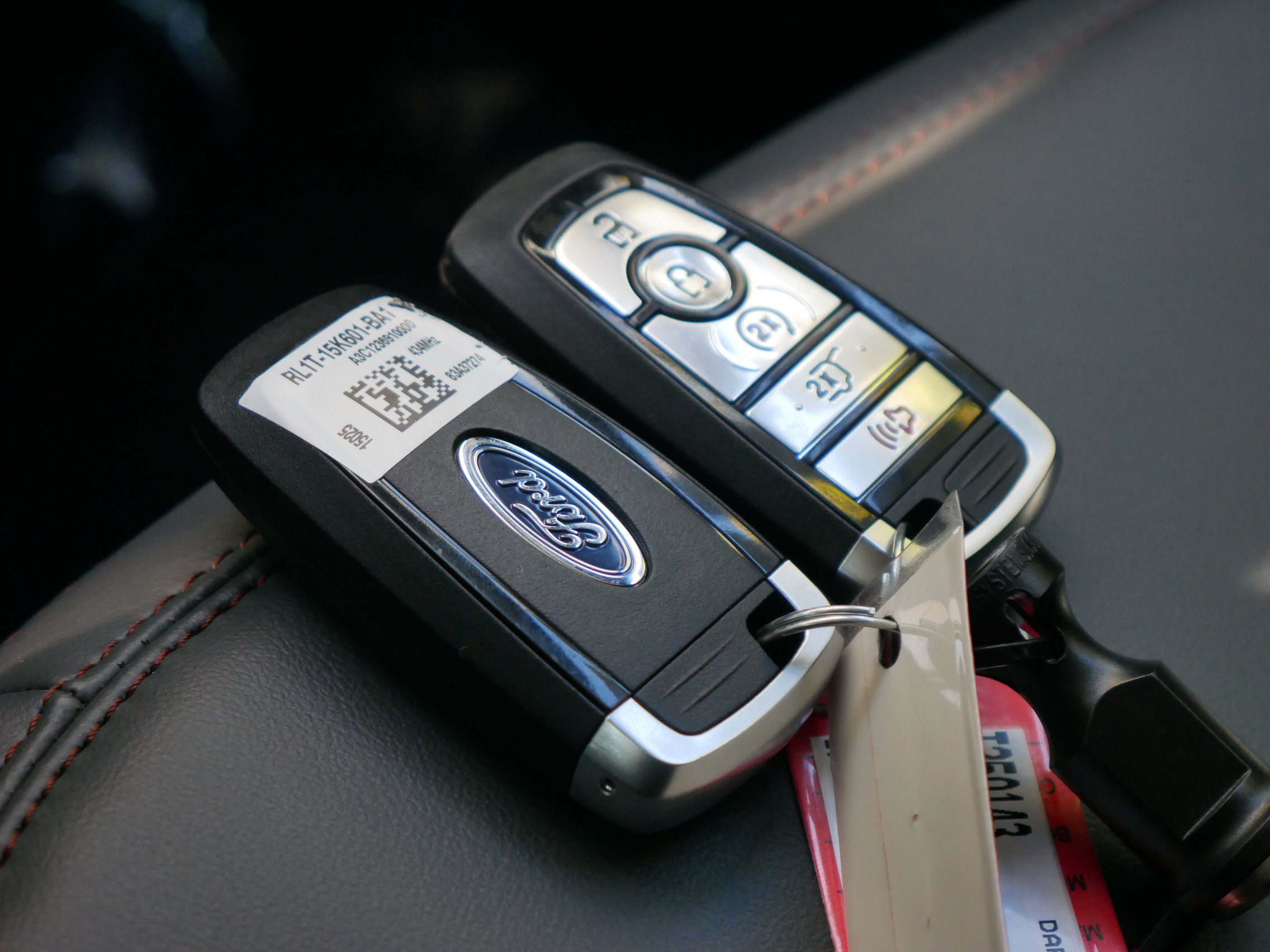 2025 Ford Expedition photo 36