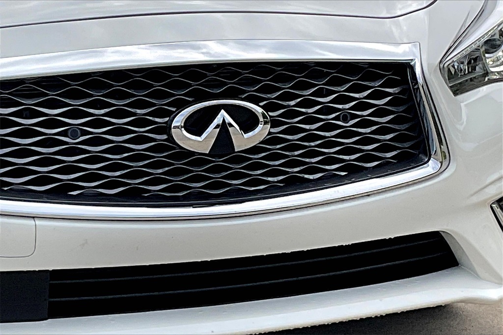 2024 Infiniti Q50 LUXE photo 5