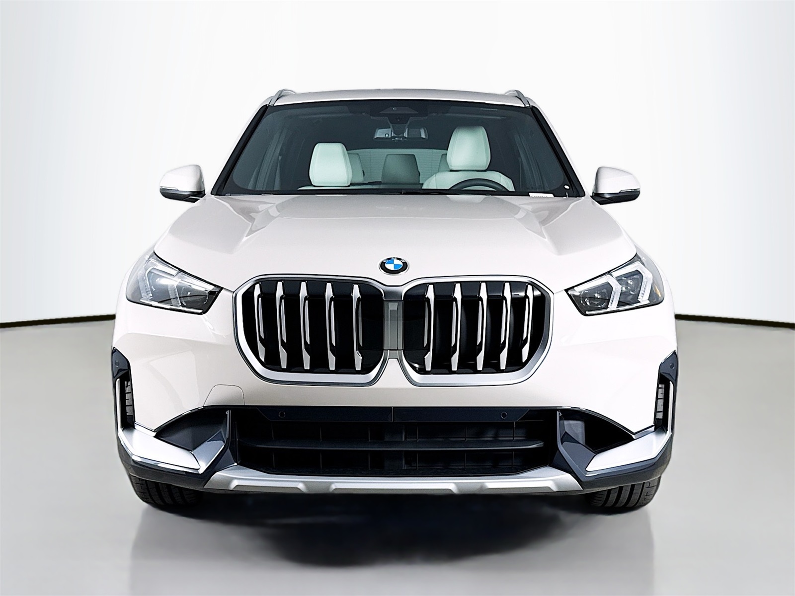 2026 Bmw X1 XDrive28i photo 2