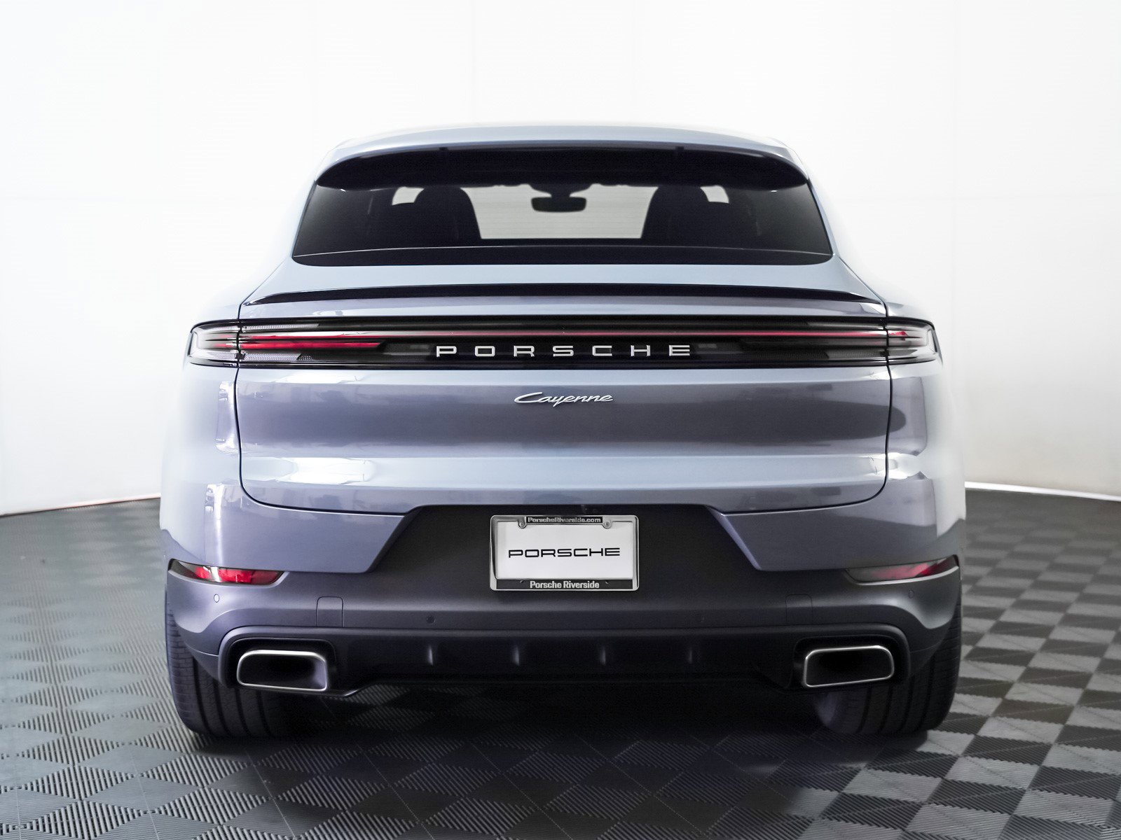 2025 Porsche Cayenne Coupe photo 11