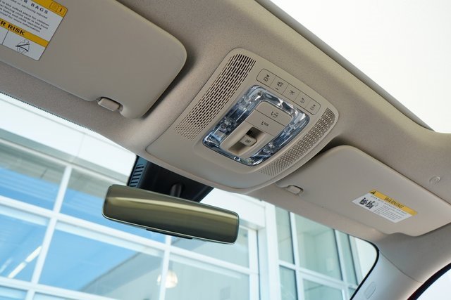 2022 Mercedes Benz GLB 250 photo 21
